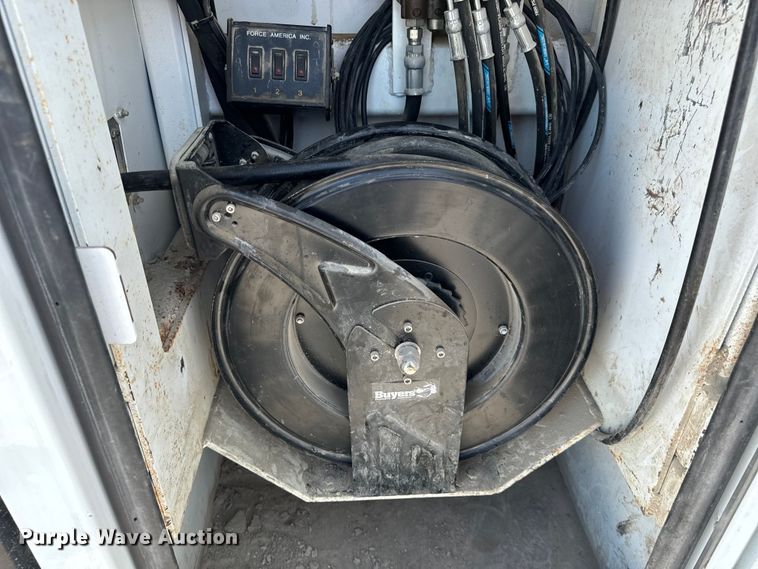 image for item OF9921 2022 Ford F550 XL utility / service truck