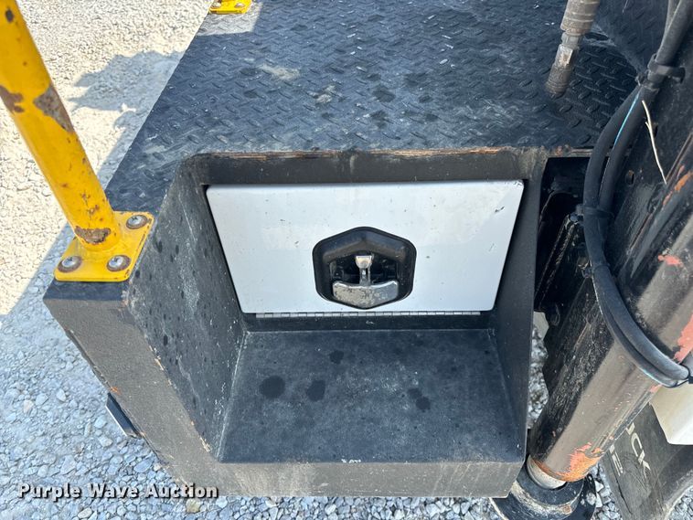 image for item OF9921 2022 Ford F550 XL utility / service truck