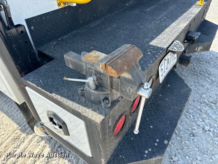 image for item OF9921 2022 Ford F550 XL utility / service truck