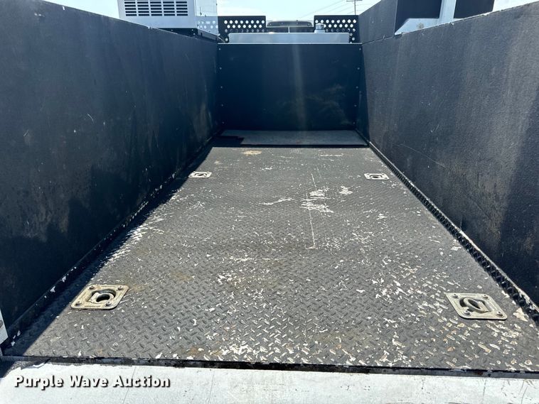 image for item OF9921 2022 Ford F550 XL utility / service truck