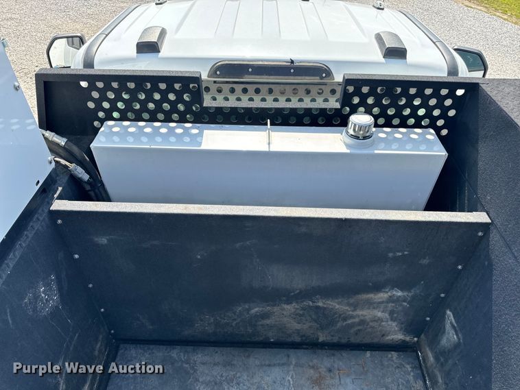 image for item OF9921 2022 Ford F550 XL utility / service truck