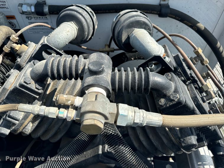 image for item OF9921 2022 Ford F550 XL utility / service truck