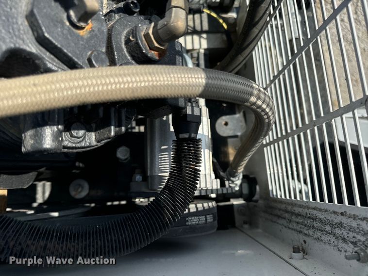 image for item OF9921 2022 Ford F550 XL utility / service truck