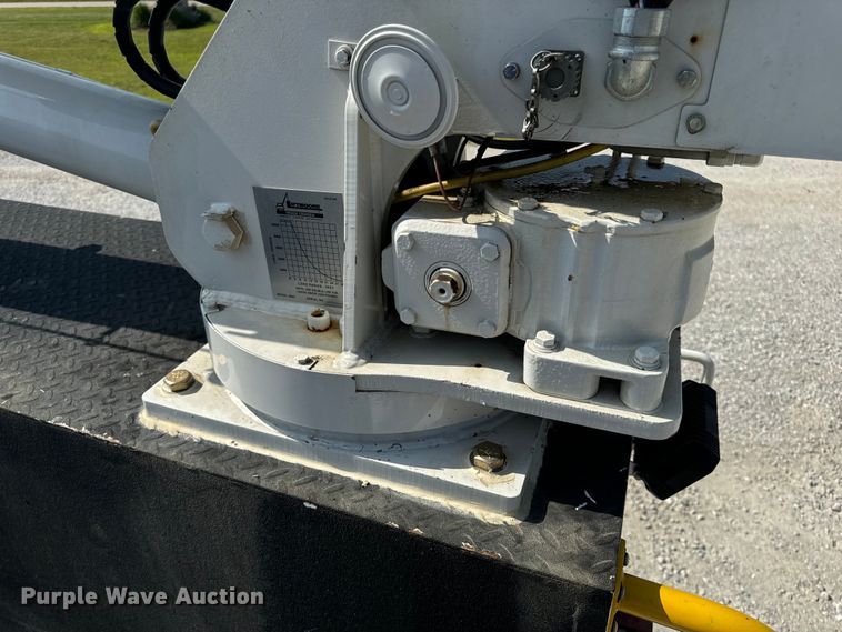 image for item OF9921 2022 Ford F550 XL utility / service truck