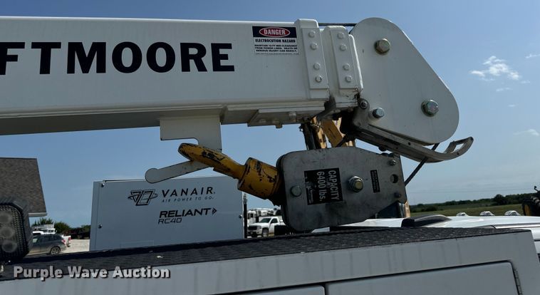 image for item OF9921 2022 Ford F550 XL utility / service truck