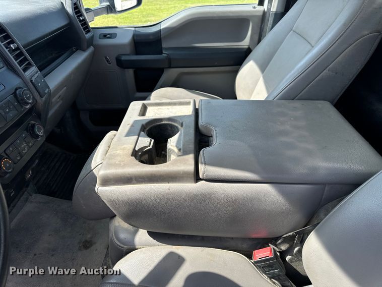 image for item OF9921 2022 Ford F550 XL utility / service truck