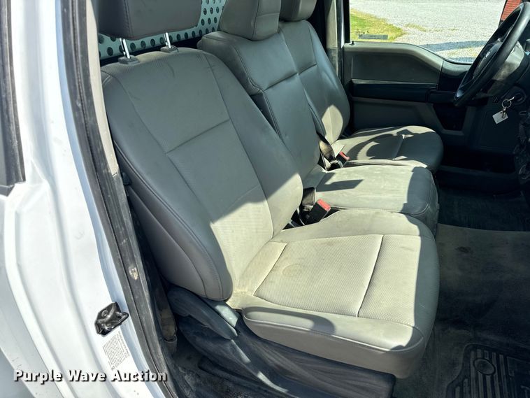 image for item OF9921 2022 Ford F550 XL utility / service truck