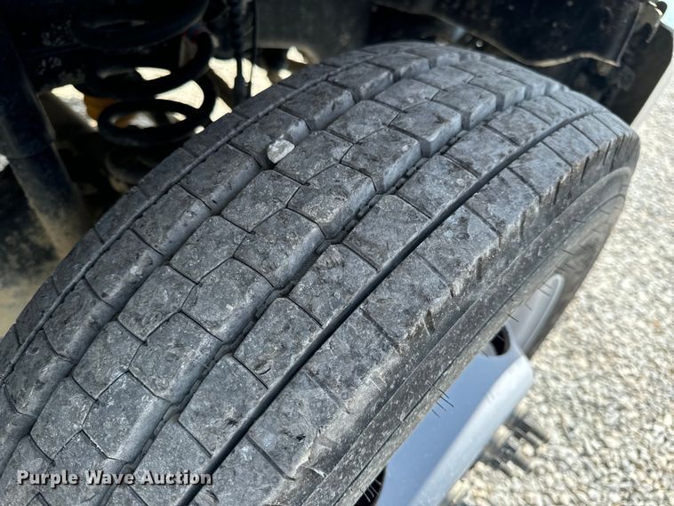 image for item OF9921 2022 Ford F550 XL utility / service truck