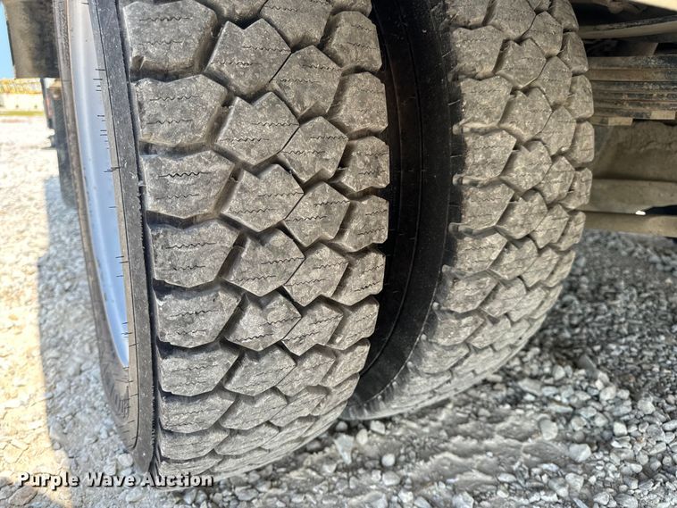 image for item OF9921 2022 Ford F550 XL utility / service truck