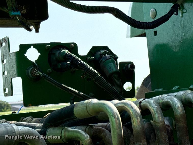 image for item OF9922 2008 John Deere 9630  Scraper Special 4WD tractor