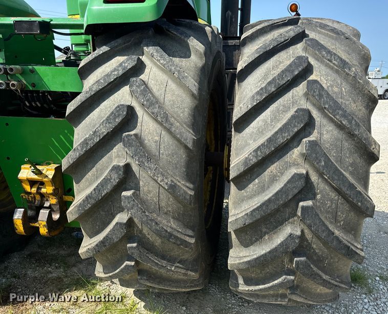 image for item OF9922 2008 John Deere 9630  Scraper Special 4WD tractor