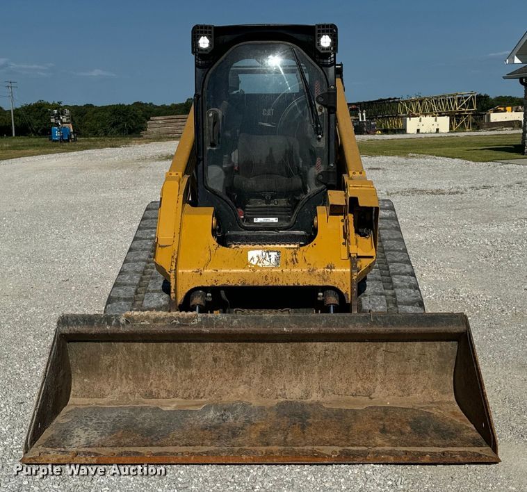 image for item OF9923 2017 Caterpillar  299D2 XHP tracked skid steer loader