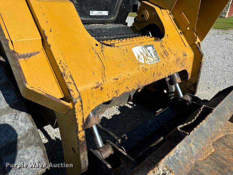 image for item OF9923 2017 Caterpillar  299D2 XHP tracked skid steer loader