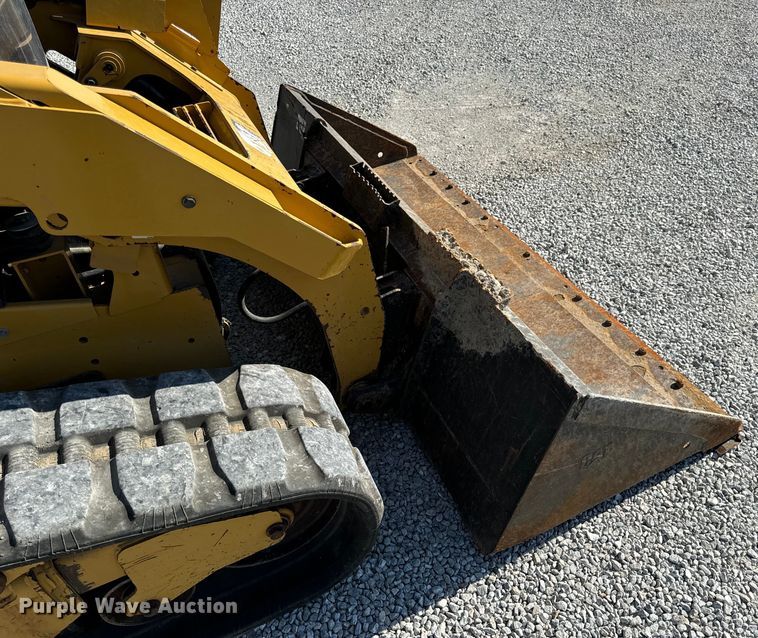 image for item OF9923 2017 Caterpillar  299D2 XHP tracked skid steer loader