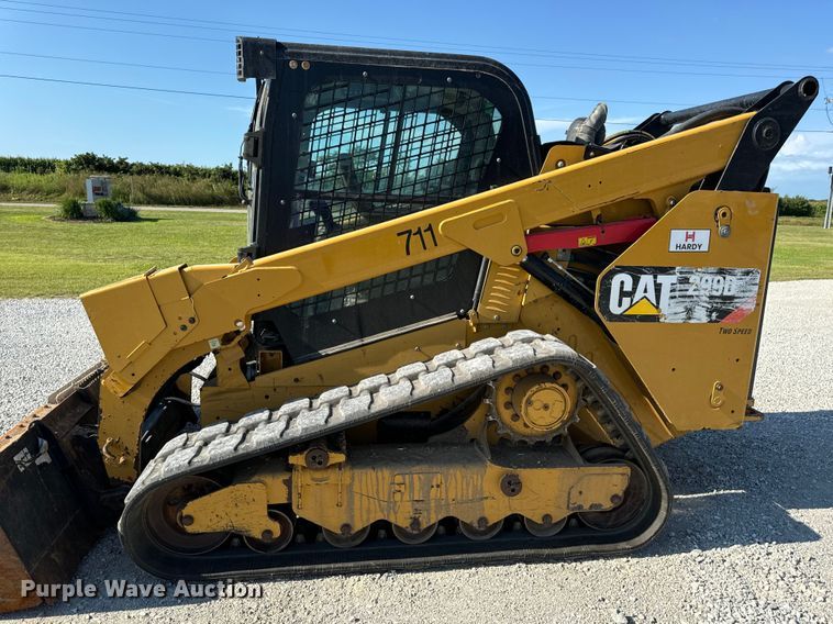 image for item OF9923 2017 Caterpillar  299D2 XHP tracked skid steer loader