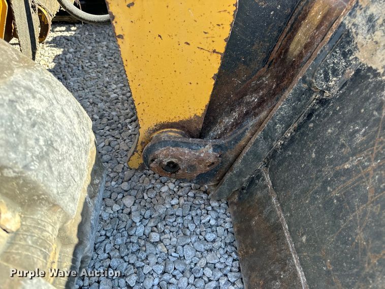 image for item OF9923 2017 Caterpillar  299D2 XHP tracked skid steer loader