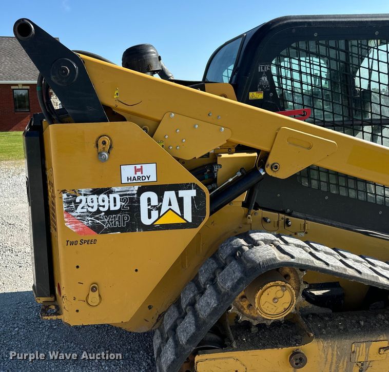 image for item OF9923 2017 Caterpillar  299D2 XHP tracked skid steer loader