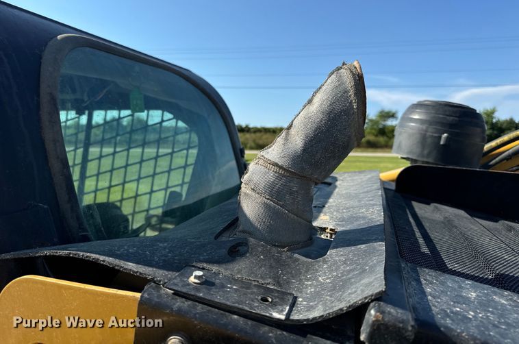 image for item OF9923 2017 Caterpillar  299D2 XHP tracked skid steer loader