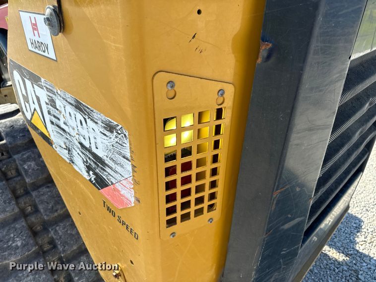 image for item OF9923 2017 Caterpillar  299D2 XHP tracked skid steer loader