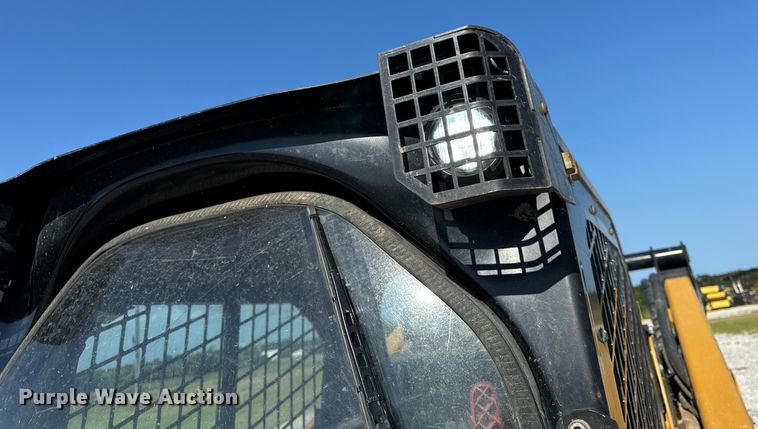 image for item OF9923 2017 Caterpillar  299D2 XHP tracked skid steer loader