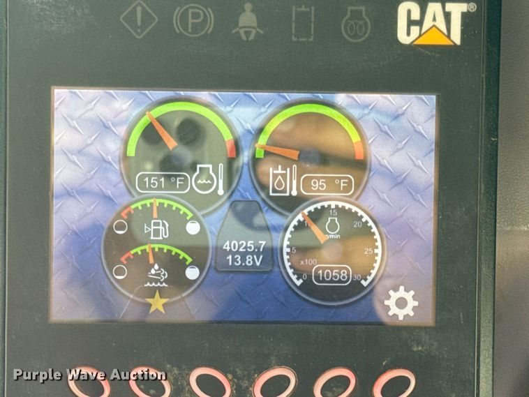 image for item OF9923 2017 Caterpillar  299D2 XHP tracked skid steer loader