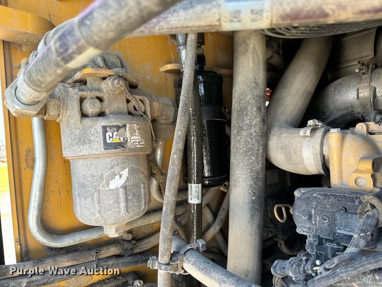 image for item OF9923 2017 Caterpillar  299D2 XHP tracked skid steer loader