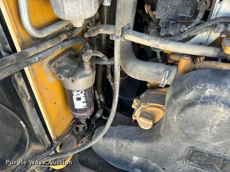 image for item OF9923 2017 Caterpillar  299D2 XHP tracked skid steer loader