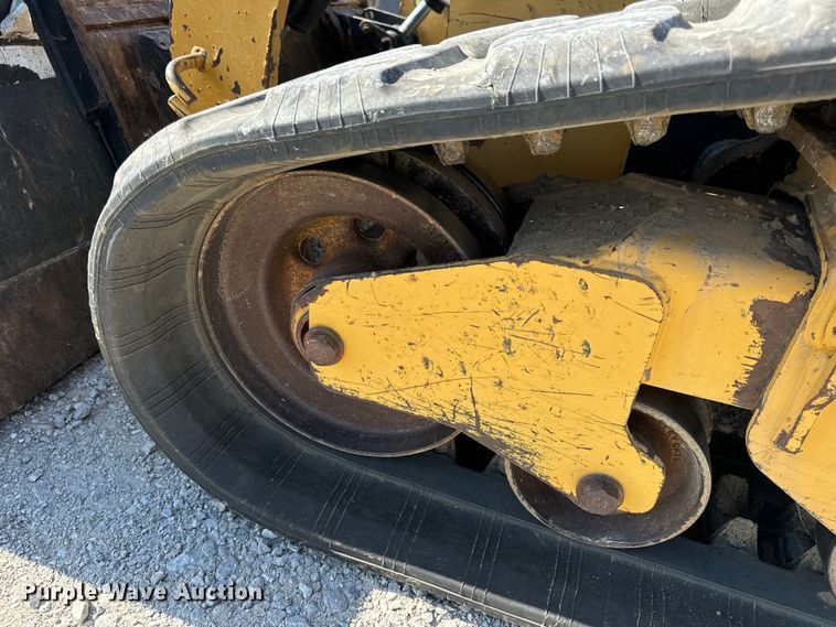 image for item OF9923 2017 Caterpillar  299D2 XHP tracked skid steer loader