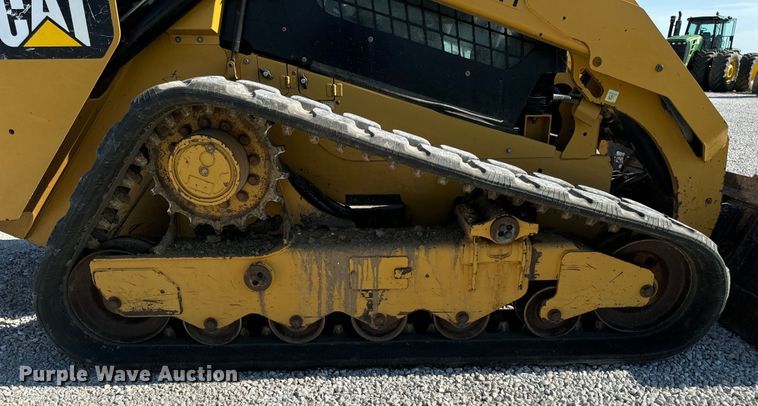image for item OF9923 2017 Caterpillar  299D2 XHP tracked skid steer loader