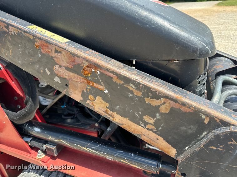 image for item OF9943 2016 Toro TX525 compact utility loader