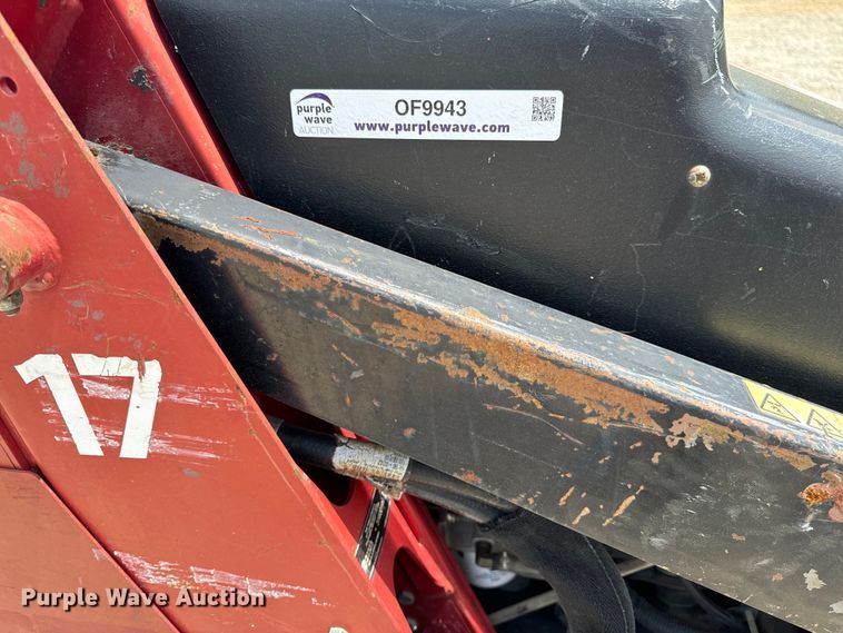 image for item OF9943 2016 Toro TX525 compact utility loader