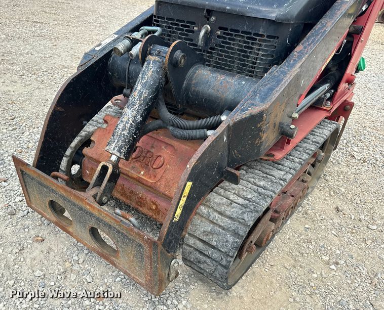 image for item OF9943 2016 Toro TX525 compact utility loader