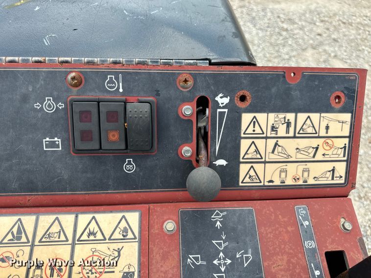 image for item OF9943 2016 Toro TX525 compact utility loader