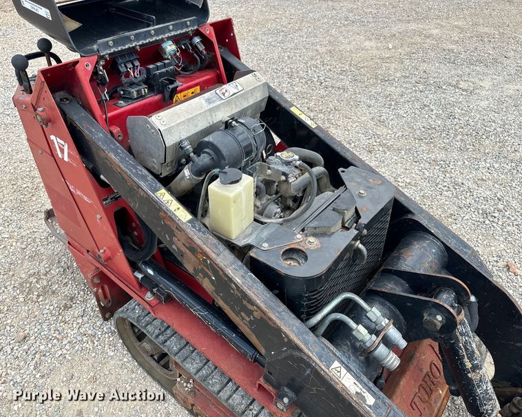 image for item OF9943 2016 Toro TX525 compact utility loader