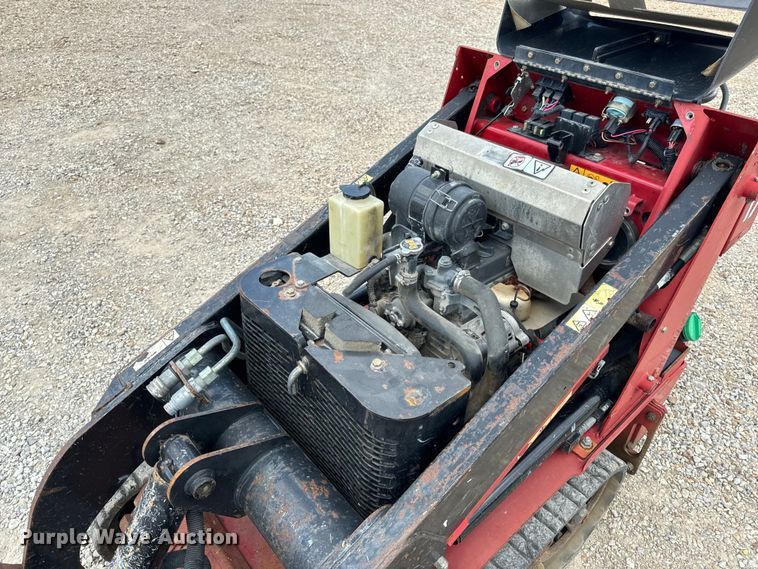 image for item OF9943 2016 Toro TX525 compact utility loader