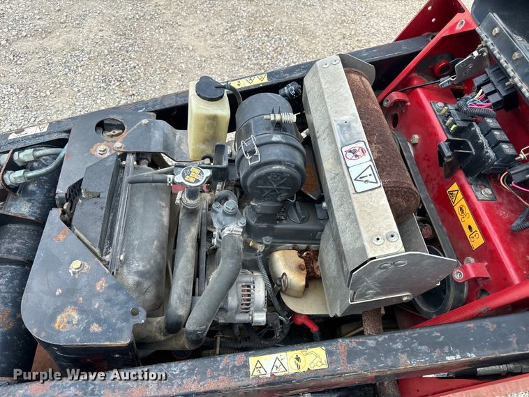 image for item OF9943 2016 Toro TX525 compact utility loader