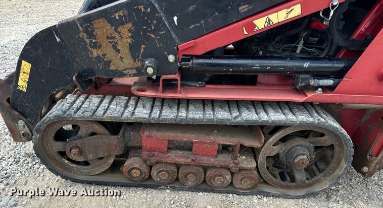 image for item OF9943 2016 Toro TX525 compact utility loader