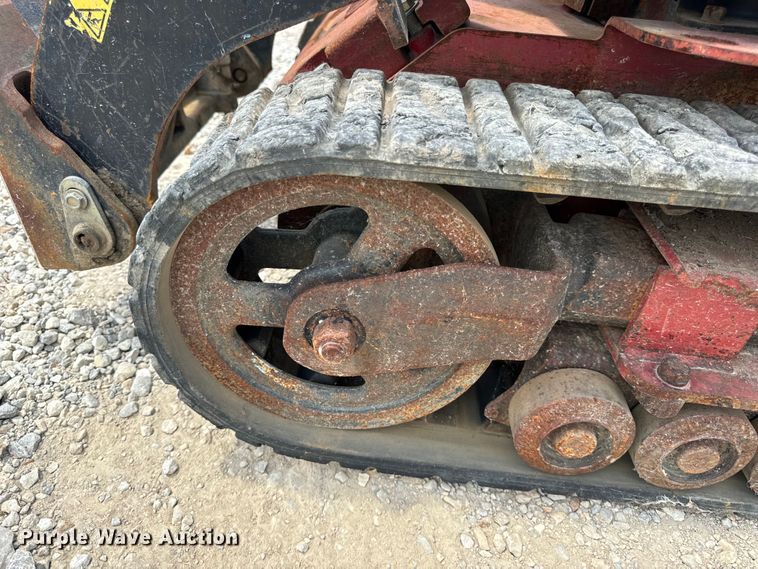 image for item OF9943 2016 Toro TX525 compact utility loader