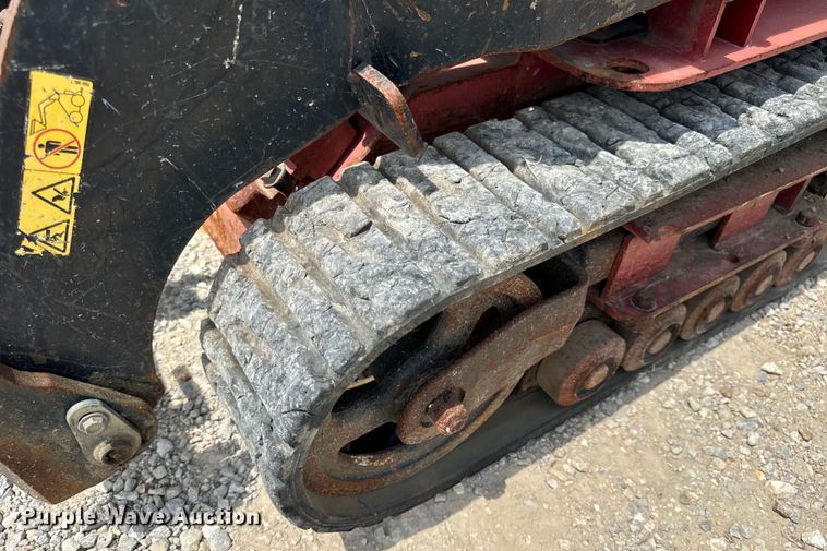 image for item OF9943 2016 Toro TX525 compact utility loader