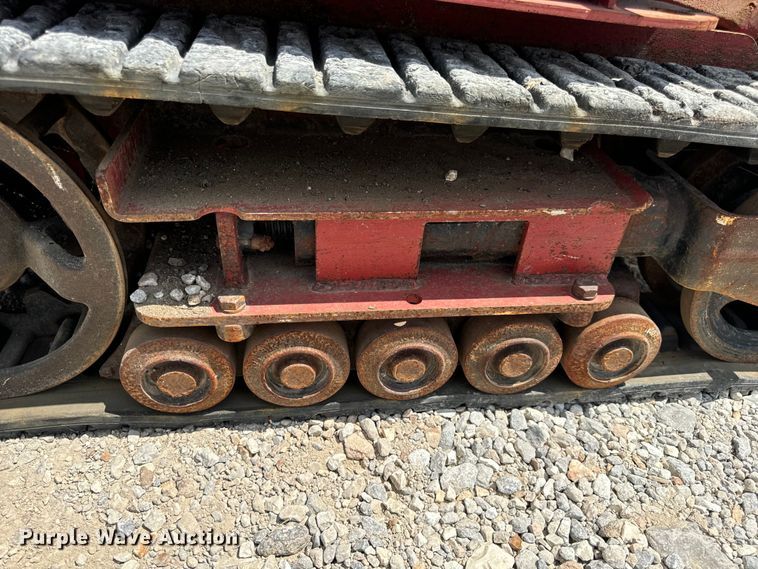 image for item OF9943 2016 Toro TX525 compact utility loader