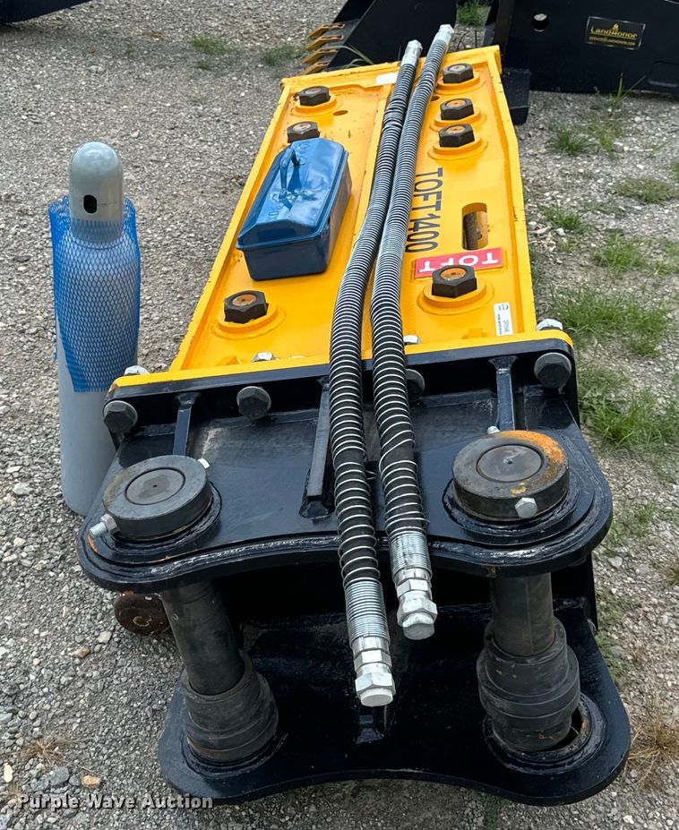 image for item OF9946 2024 Toft 1400 breaker 