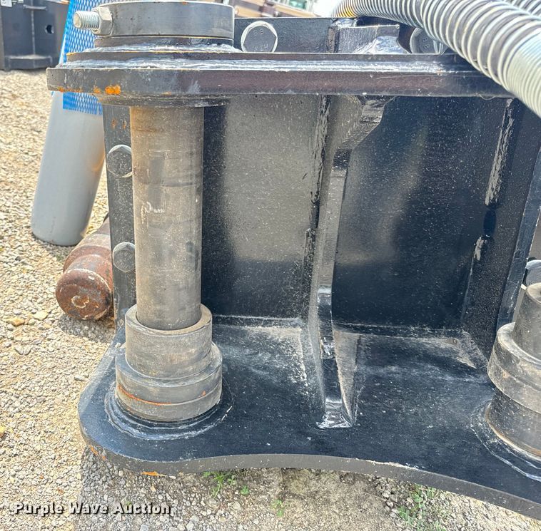 image for item OF9946 2024 Toft 1400 breaker 