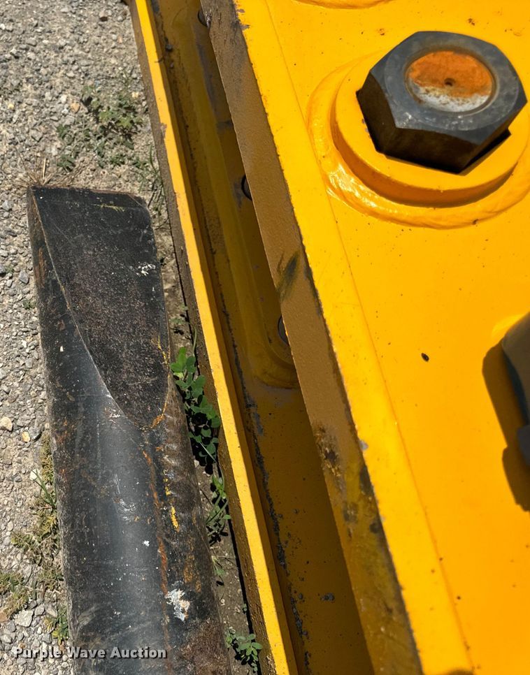 image for item OF9946 2024 Toft 1400 breaker 