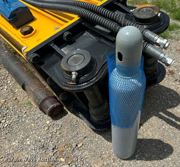 image for item OF9946 2024 Toft 1400 breaker 