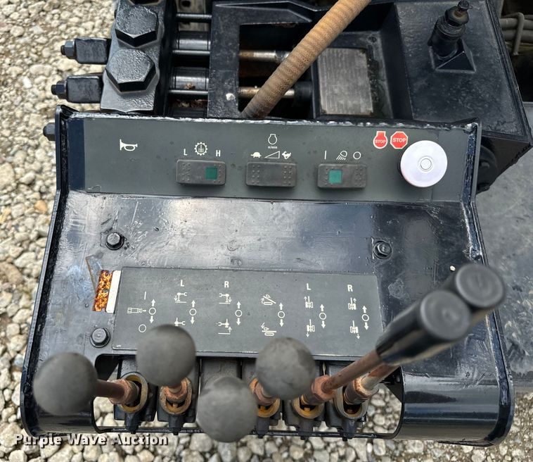 image for item OG9594 2000 Case 6030 Turbo directional boring unit