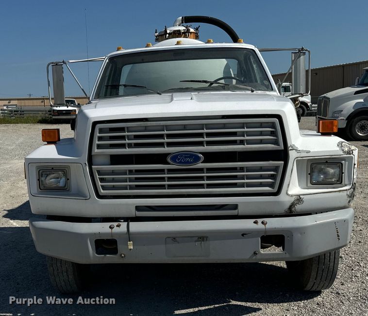 image for item OG9620 1994 Ford F700  vacuum truck