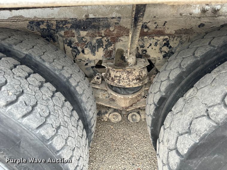 image for item OG9622 2001 Kenworth  T800 ready mix truck