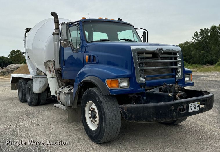 image for item OG9623 2003 Sterling  ready mix truck