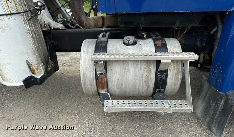 image for item OG9623 2003 Sterling  ready mix truck