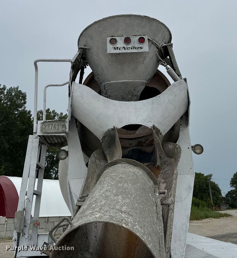 image for item OG9623 2003 Sterling  ready mix truck